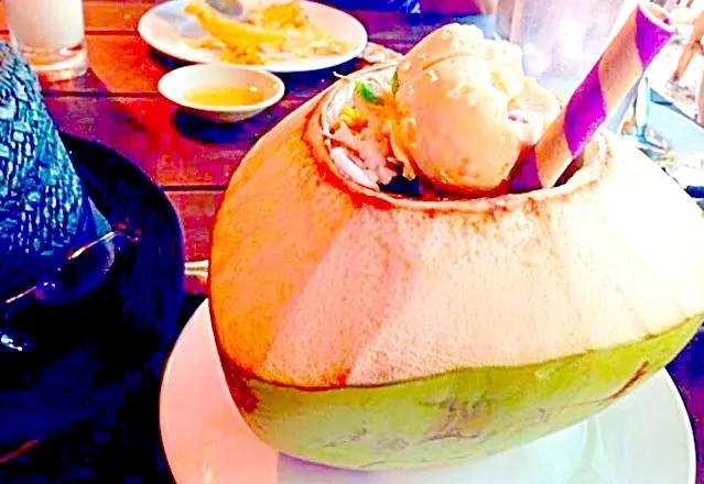 Snapdishの料理写真:🌴Buco Halo-halo🌴#ココナッツ実入りハロハロ|Ederさん