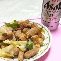 Snapdishの料理写真:トンテキとビール♩|たーばーたーさん