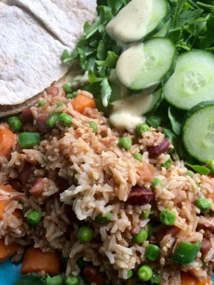 Snapdishの料理写真:Savoury rice & salad|Nick Hiderさん