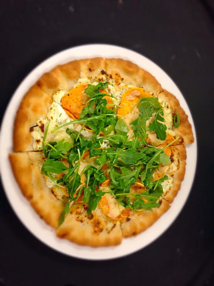 Sweet potato and arugula pizza|Chef Guidaさん