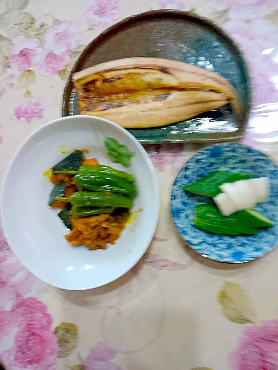 さんま、かぼちゃと牛肉のバター醤油、糠漬け|たえさん