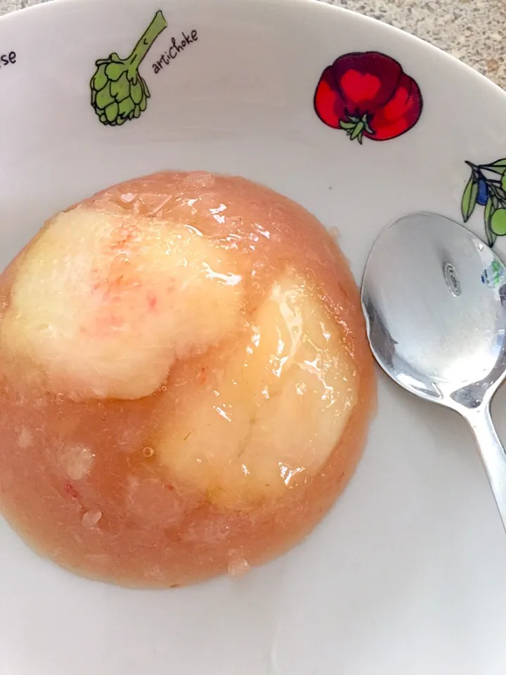 Snapdishの料理写真:Juicy peachy jello🍧|prinSjさん