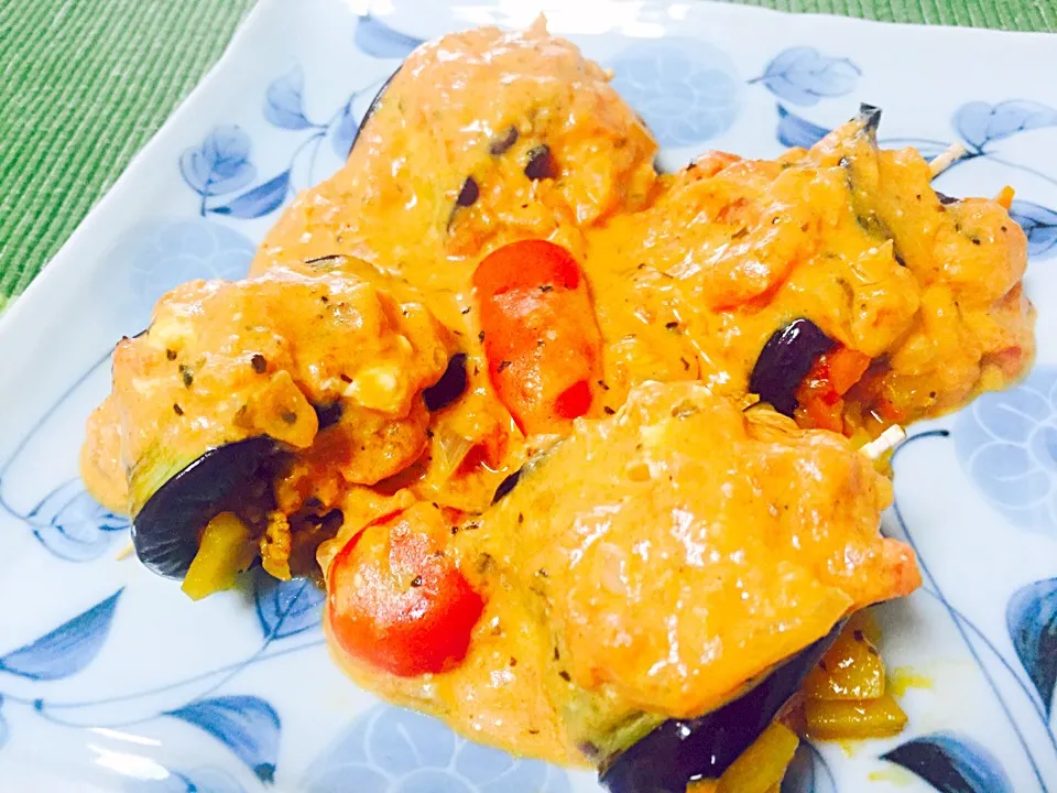 Snapdishの料理写真:Meat in Rolled Eggplant with Tomato Cheesy Sauce|Jaimie Alvarezさん