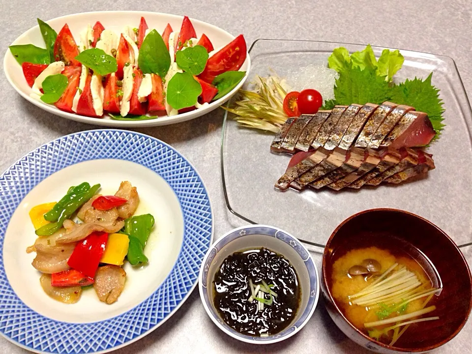 カツオのタタキの晩ご飯|Orie Uekiさん