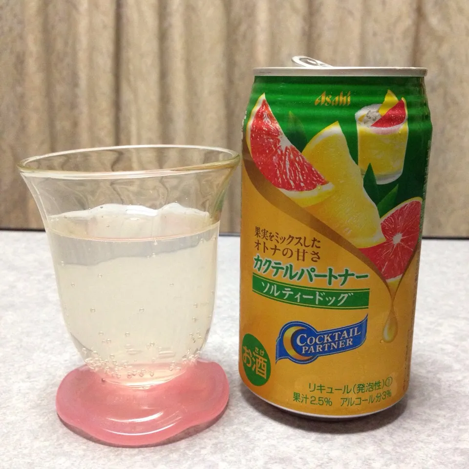 今夜はカクテルパートナー ソルティードッグを 飲んでみた|Orie Uekiさん