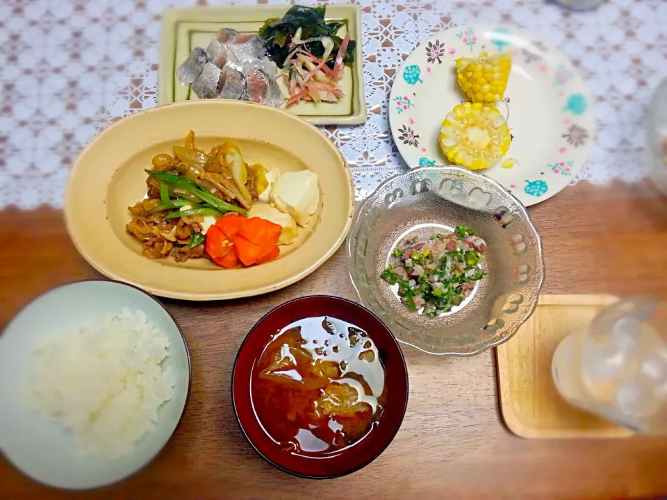 肉豆腐・いわしの酢締め・いわしのたたき・とうもろこし・お味噌汁|なべちゃんさん