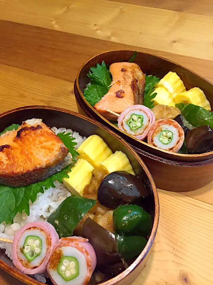 シャケ弁当                                  だし巻きたまご                           塩鮭                                              鶏胸肉となすピーマンの中華炒め                        |ひななぎさん