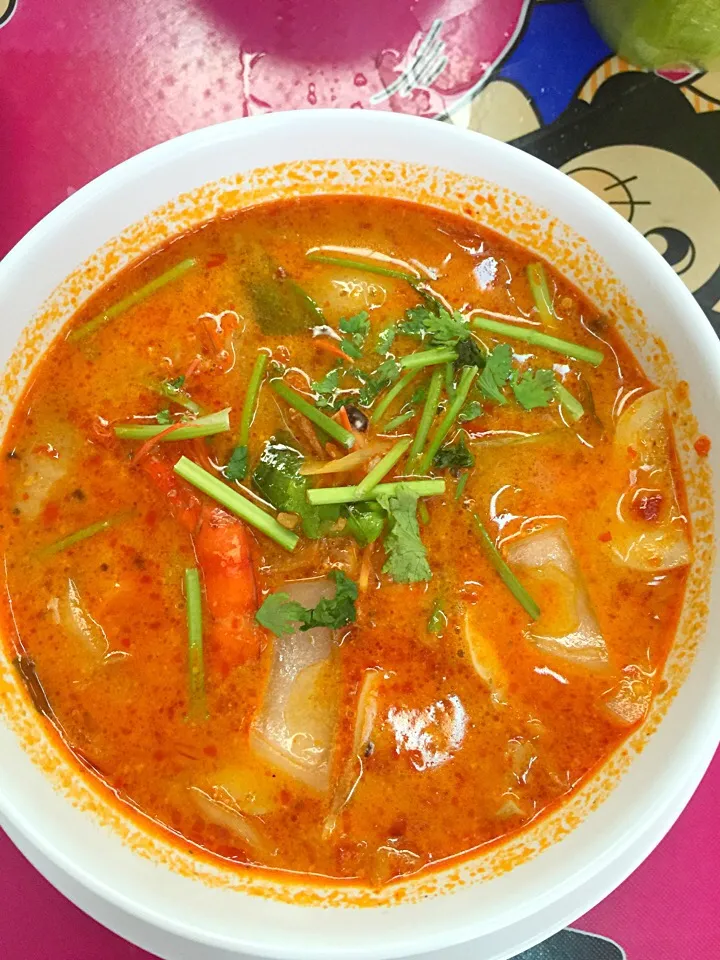 Tom yum soup|niさん