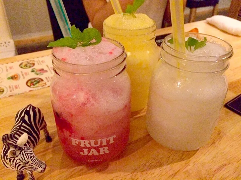 FROZEN FRUIT JAR OCKTAIL♡フローズンフルーツジャーカクテル|Jessy♡さん