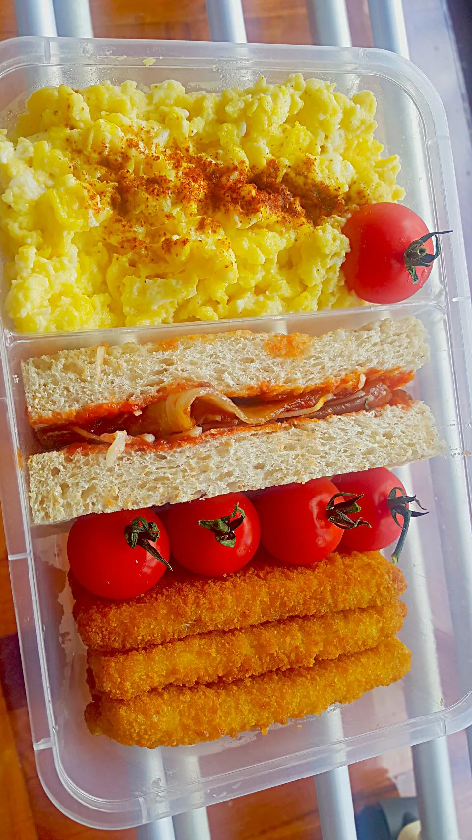 breakfast box #scrambled eggs #spanish ham & cheese sandwich #fishfingers|Bg Sinさん