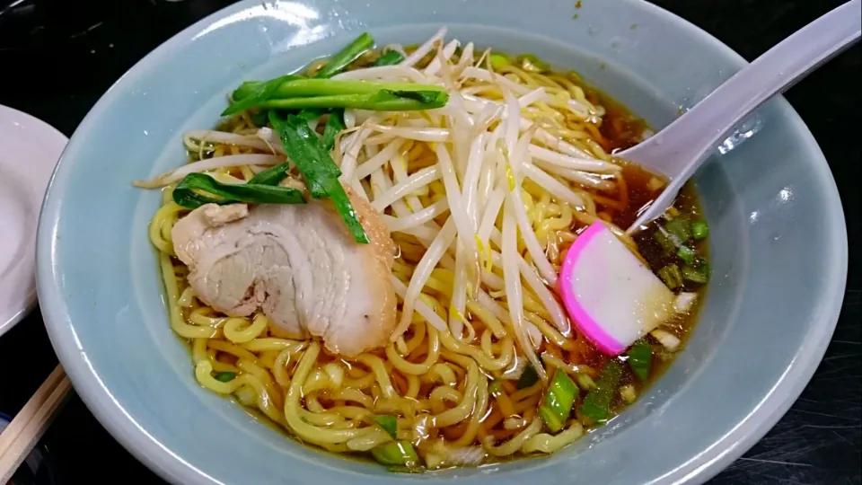 Snapdishの料理写真:正油ラーメン|大宮 輝久さん