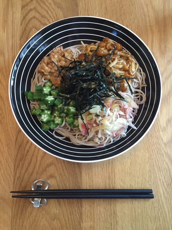 Snapdishの料理写真:今日の朝蕎麦。ナメコ・ミョウガ・オクラ・納豆。 #蕎麦 #soba #nevernever|MORiさん