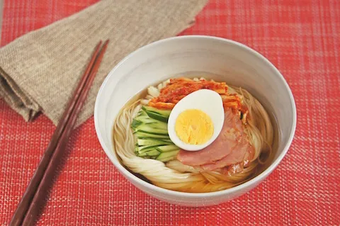 青じそ香る韓流そうめん|ヤマサ醤油公式アカウントさん