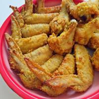 Turmeric and lemongrass oven baked crispy chicken wings