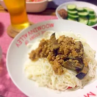 Snapdishの料理写真:肉味噌茄子のおそうめん😋🎐|舞さん