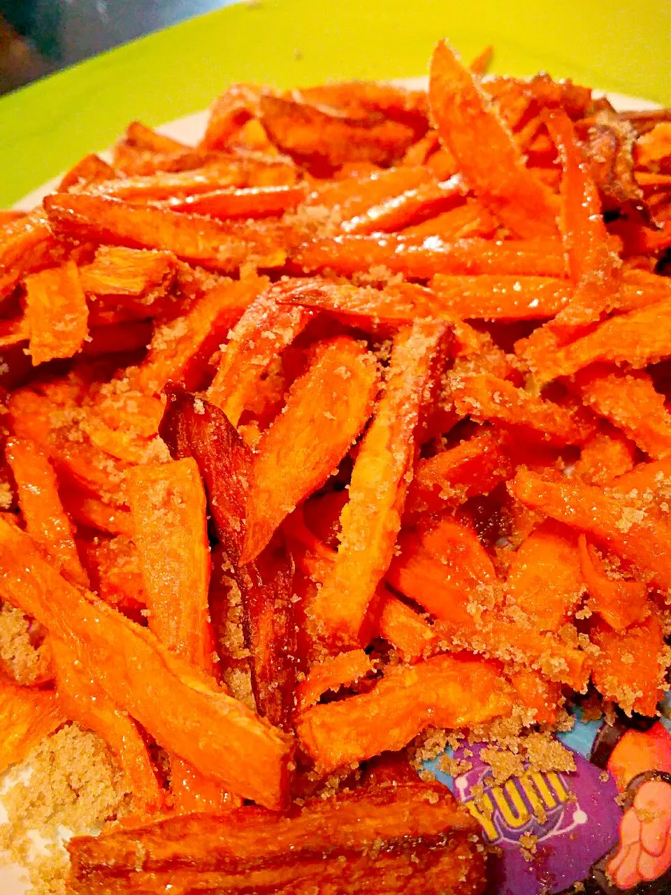 my version of sweet potato fries with brown sugar.. #pearlslutuan|pearls lutuanさん