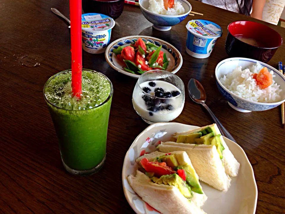 Breakfast with my kids|viviさん