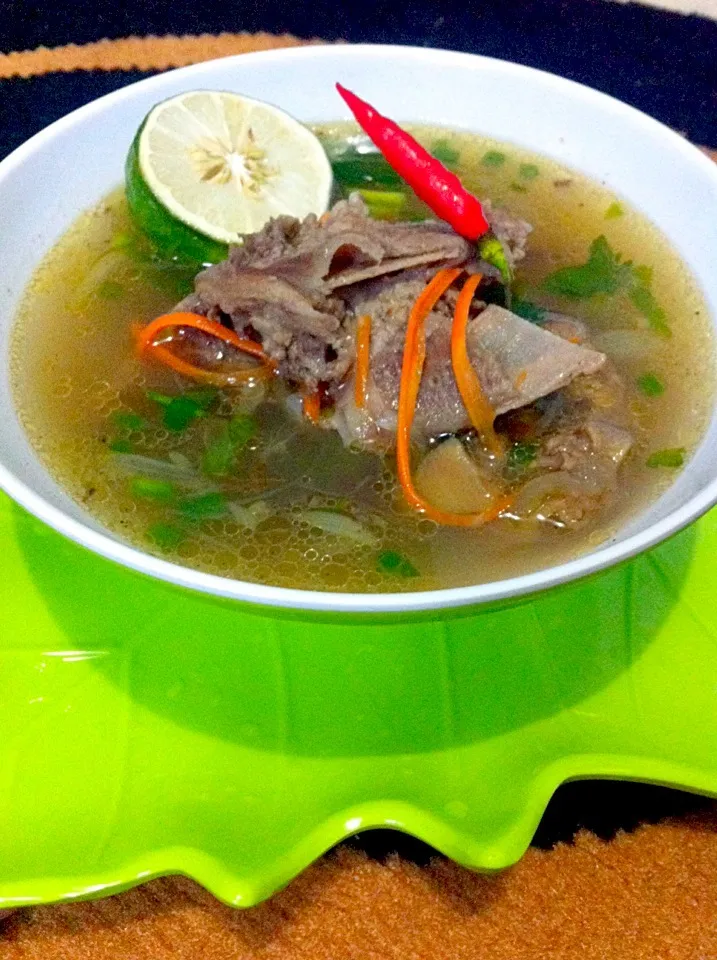 Snapdishの料理写真:Indonesian food . Soup bone beff 😚|Milda Drusbayanaさん