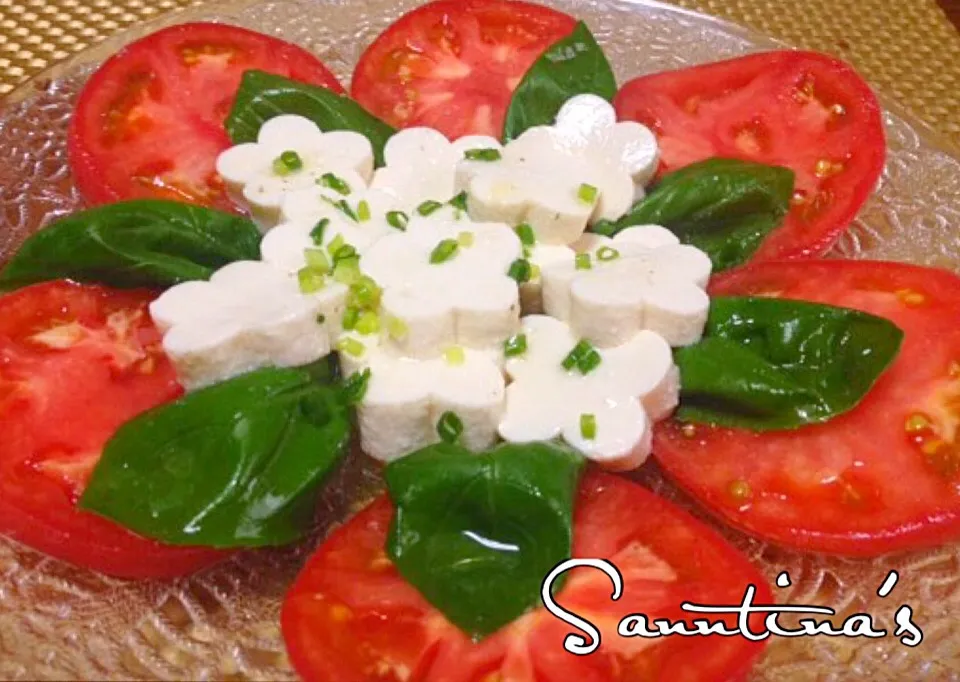 CAPREZE SALAD...used TOFU instead of cheese...healthy&oishii😋カプレーゼ風 豆腐サラダ..簡単、ヘルシー&美味しい😋✨|🌺Sanntina🌺さん