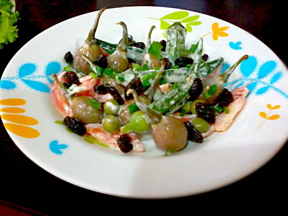 Snapdishの料理写真:Petite Thai Eggplant n Okra Salad 😄🍅🍋|🌼 Pooja's Kitchenette 🌼さん