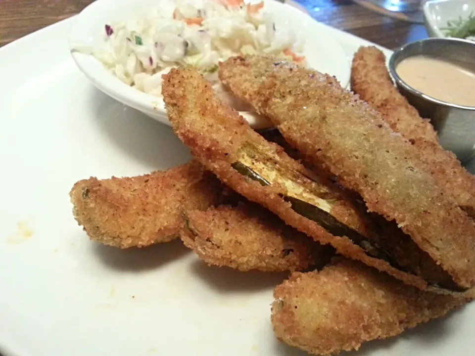 Fried Pickles|Courtney Alizabet Riess Handelさん