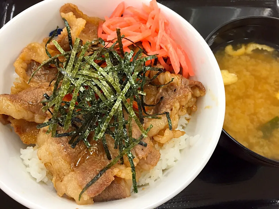 Snapdishの料理写真:キムカル丼|Noriyuki Saitoさん