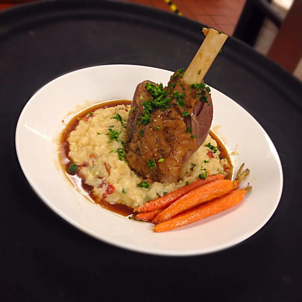 Lamb osso bucco with sundries tomato risotto and butter braised carrots|Chef Guidaさん