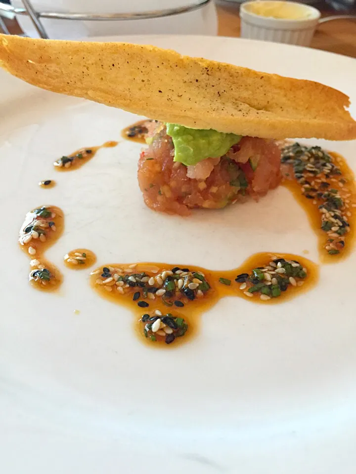 Tuna tartare|Yasmin Saulnierさん