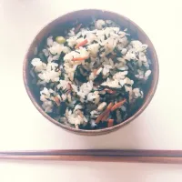 ○ ひじきリメイクご飯|△ ぁっさ △さん