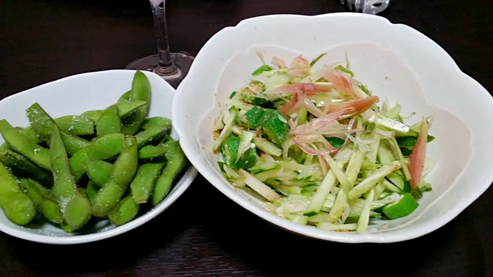 実家から届いた枝豆とオクラで夏野菜サラダ★|みーさん