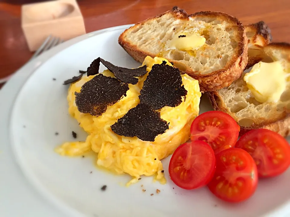 Truffle eggs|口美庵女将 http://ameblo.jp/kuchimi2/さん