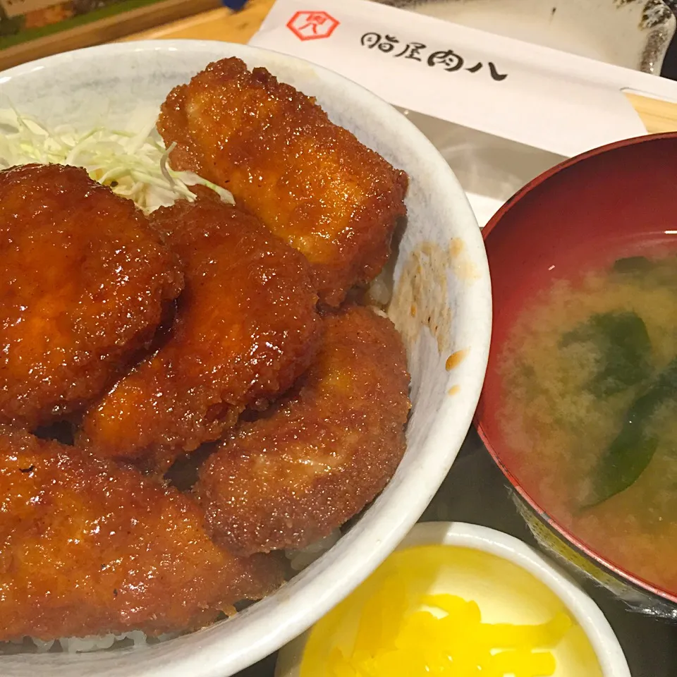 Snapdishの料理写真:勝つドン ライト¥780|ヨッチャンさん