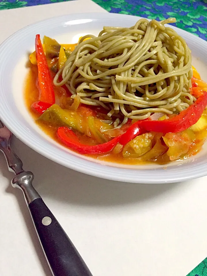 Snapdishの料理写真:冷製♡夏野菜たっぷりバジル麺(*´﹃｀*)|さくたえさん