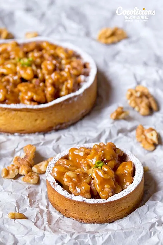 Honey Caramel Walnut tart🍉🍇this is one of the greatest combinations of sweet（my thought) , and also one of my mom's favorite😋any of you like caramel and walnut?|coco～delicious❤️さん