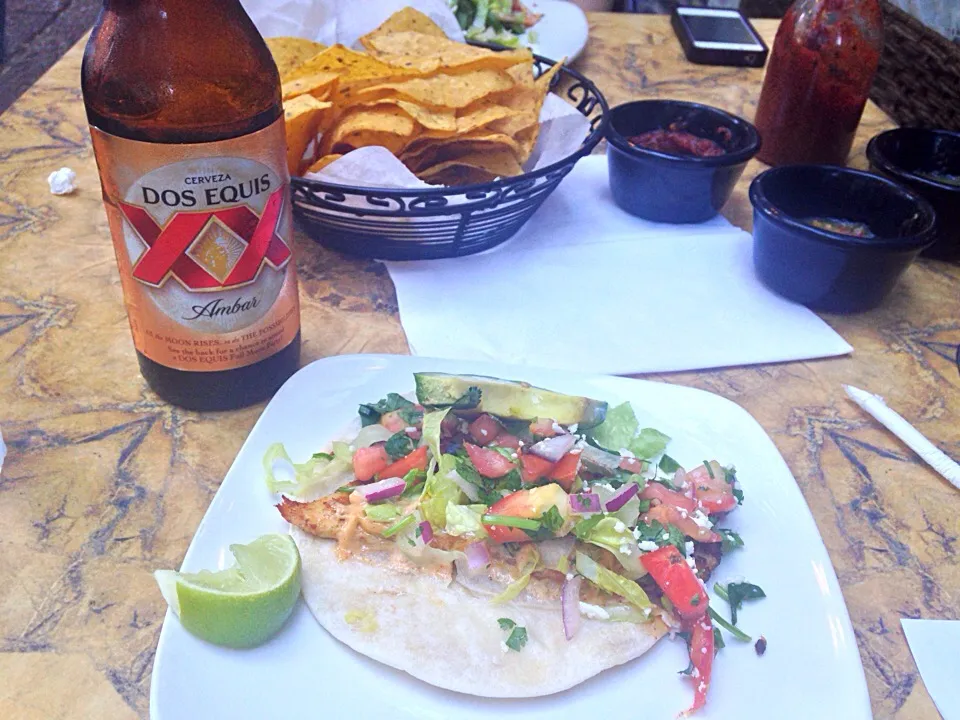 Baja fish taco (enjoyed with dos Equis Amber, chips and several selections from the salsa bar)|eliseさん