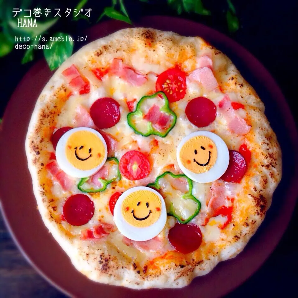 Snapdishの料理写真:ミックスピザ|さとみ (satomi_foodart)さん