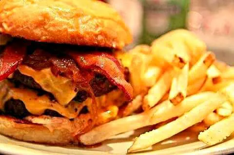 Double Cheeseburger /W Applethorton Smoke Bacon on a Kaiser Roll W/ Hand Cut Shoe String Potatoes|Sheila Harrisさん