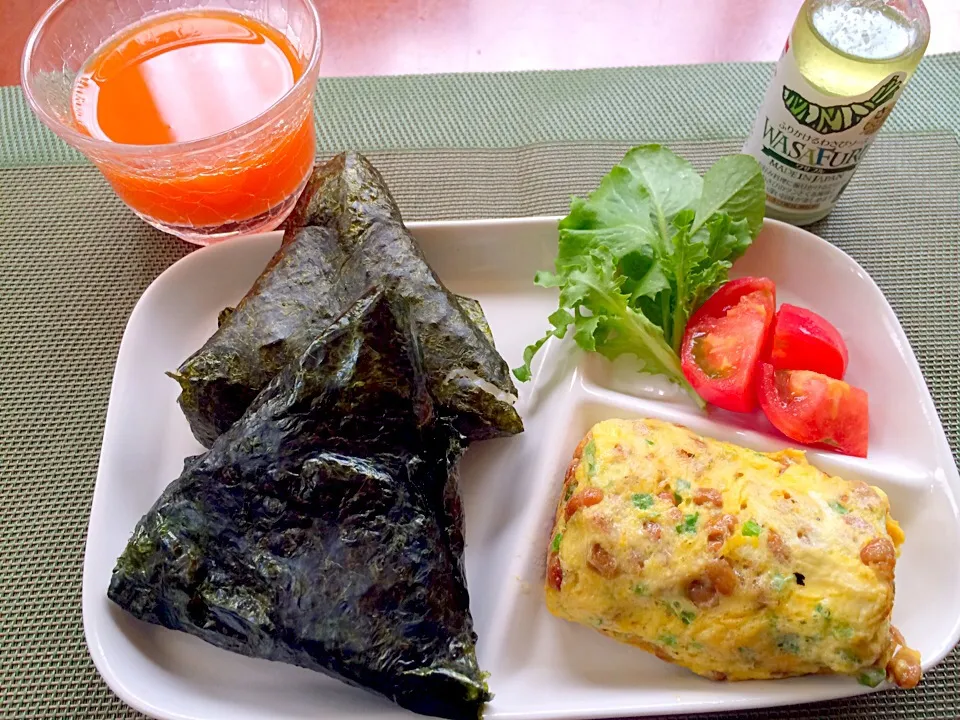 Japanese Soul Food👍Rice balls🍙おむすびと納豆オムレツ|🌈Ami🍻さん