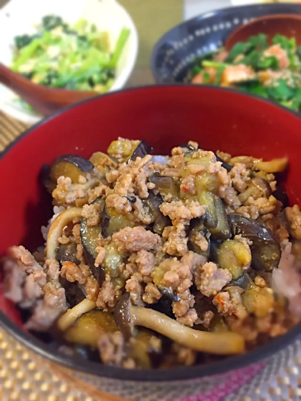 ひき肉とナスの 甘辛味噌炒め丼♡|Tamami☺︎さん