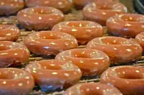 Glazed Donuts.....Mmmmm|Sheila Harrisさん