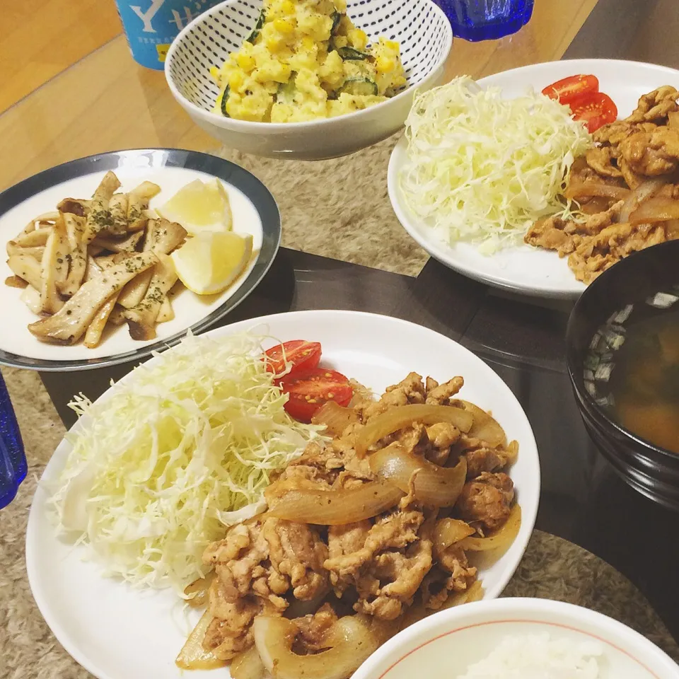 今宵は豚の生姜焼き定食🐽|leeさん