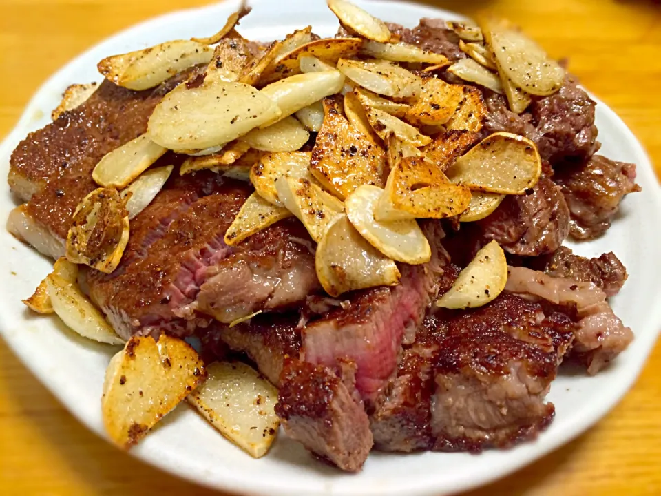 Sirloin, Filet, and a hint of garlic|Junya Tanakaさん