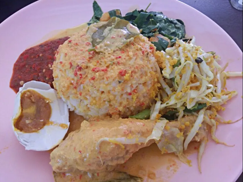 Nasi Lauk Campur|FooDin'sさん