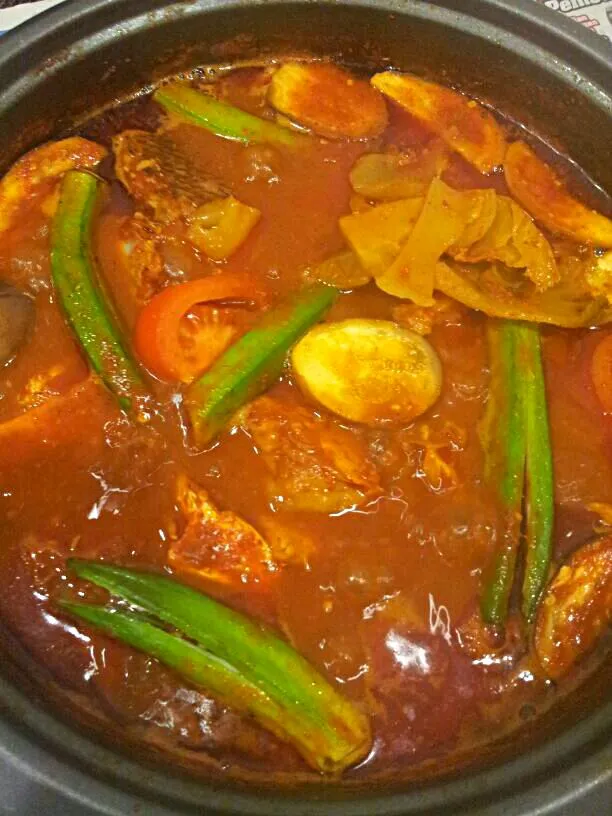 Asam Pedas Ikan Merah Dengan Sayur Asin|FooDin'sさん