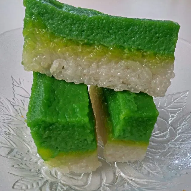 Kuih Puteri Salat|FooDin'sさん