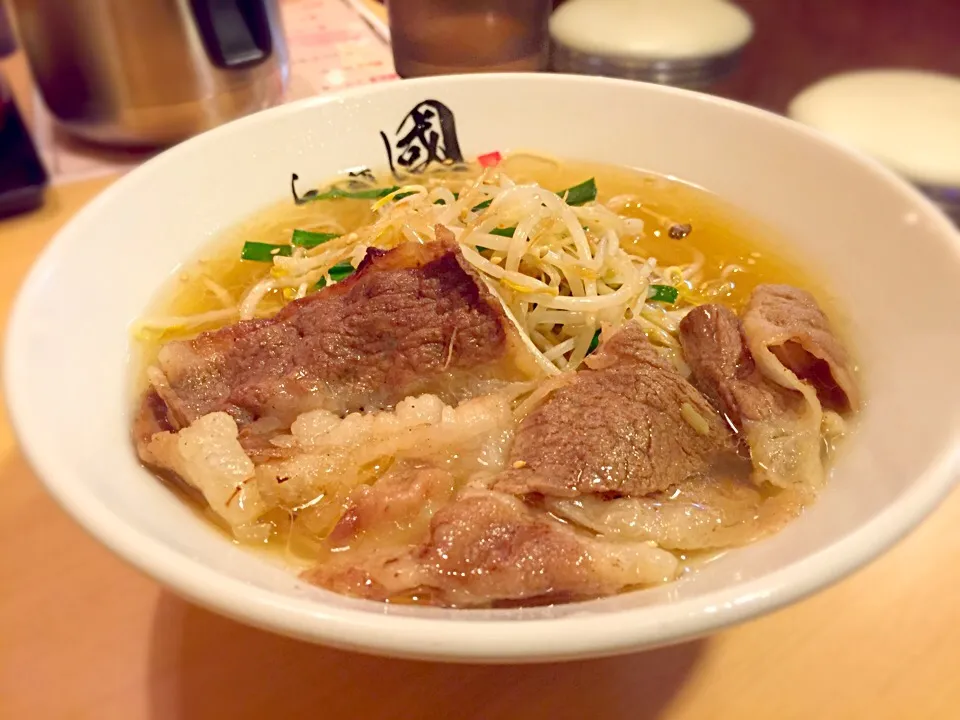 らぁ麺國の和牛コオネらぁ麺旨塩らぁ麺(*^^*)|Yasumasa Omoさん