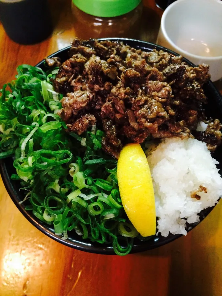 タケル 刻み牛葱丼|くいちゃんさん