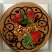 Raw, vegan chocolate+ hazelnut + caramel cake|hello sweetpea!さん