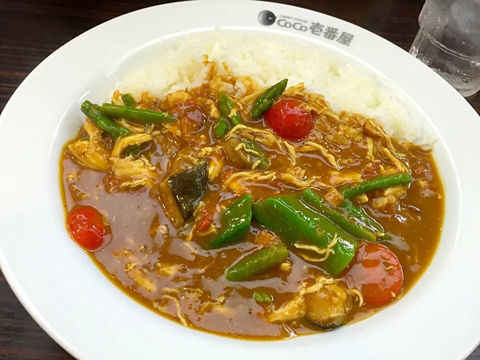 チキンと夏野菜カレー|マハロ菊池さん