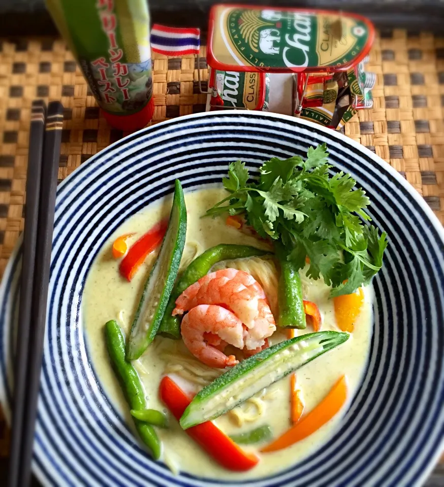 冷やしグリーンカレー麺🍜|もとぱんさん